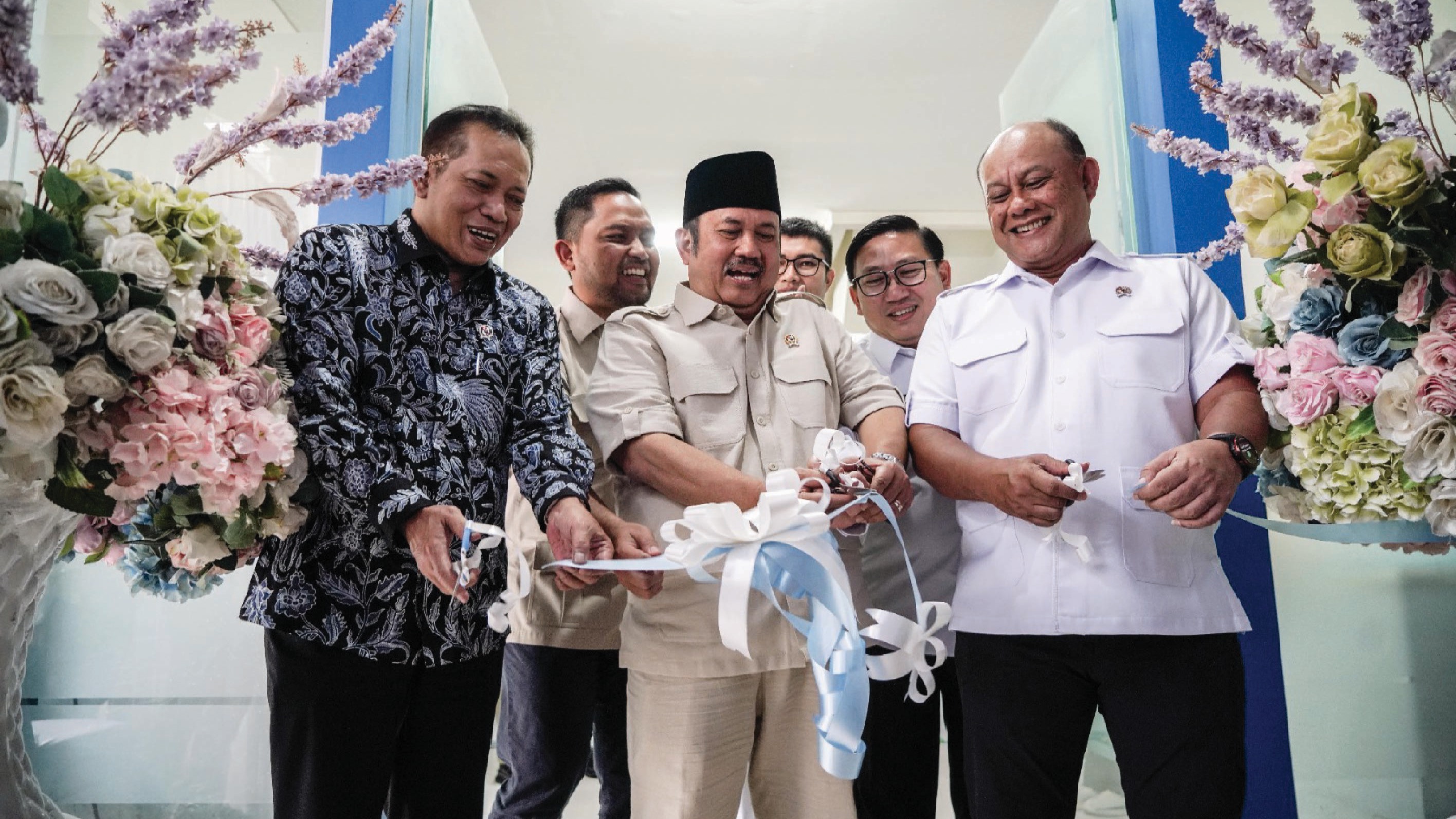 Susu Menu Favorit MBG! Kepala BGN Seluma Launching Rumah Susu