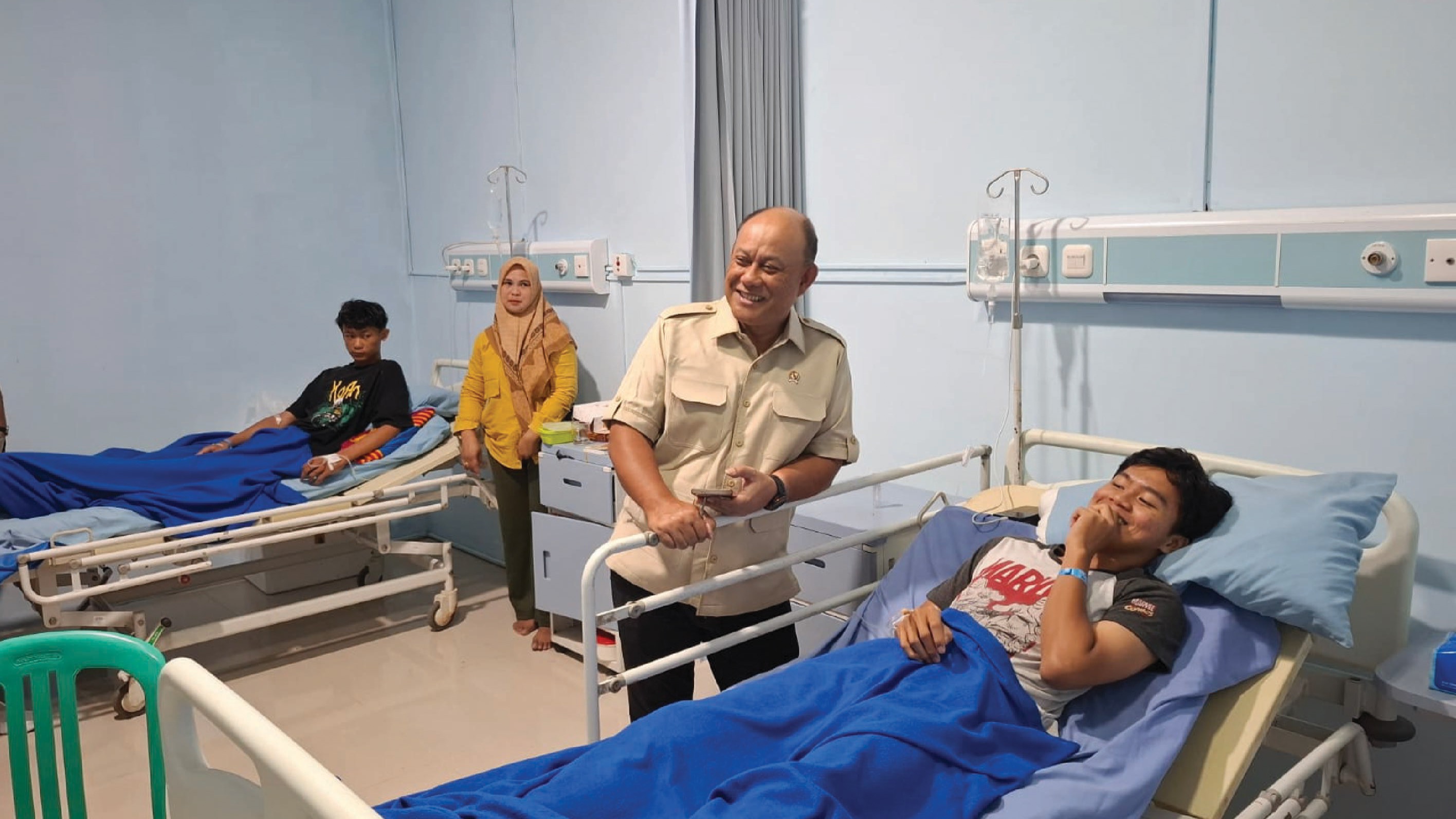 Kepala BGN Seluma Kunjungi Siswa Cianjur: Tegaskan Komitmen Perbaikan, Perlindungan Anak, dan Gizi untuk Kecerdasan Bangsa